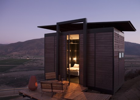 dezeen_Endémico-Resguardo-Silvestre-by-Gracia-Studio_ss_1-460x328